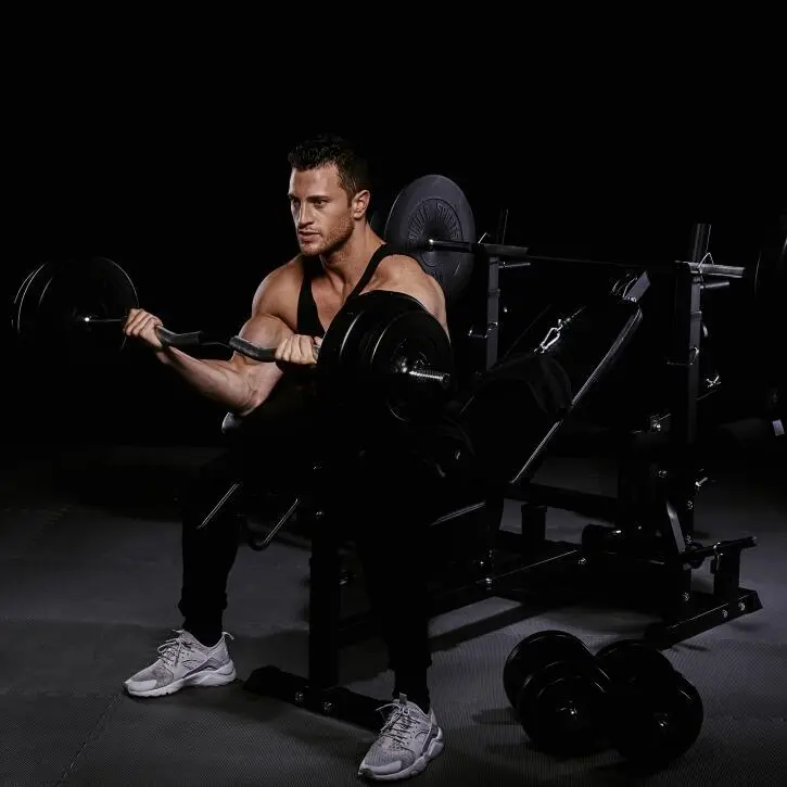 Gorilla Sports BANCO DE PESAS UNIVERSAL NEGRO + JUEGO DE PESAS Y BARRAS DE PLÁSTICO 9 - Imagen 4