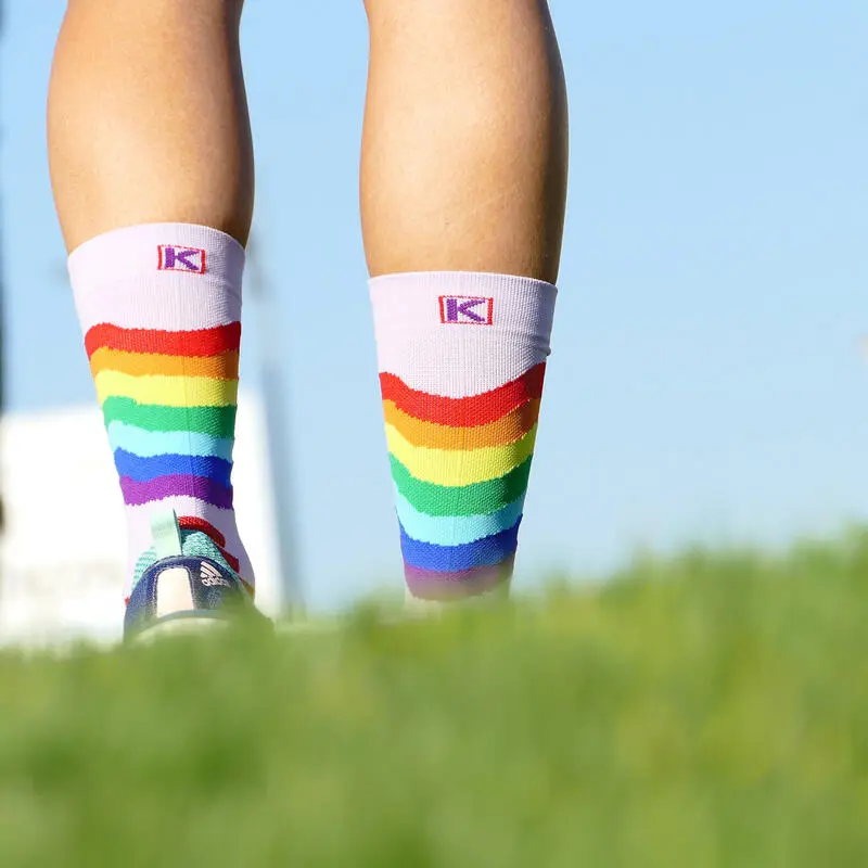 CALCETINES DE RUNNING #ARCOIRIS Unisex - KAMUABU Color MALVA 23cm De 1 Hilo - Imagen 3
