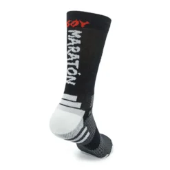 CALCETINES DE RUNNING #SOYMARATON Unisex - KAMUABU Color NEGRO De 23CM