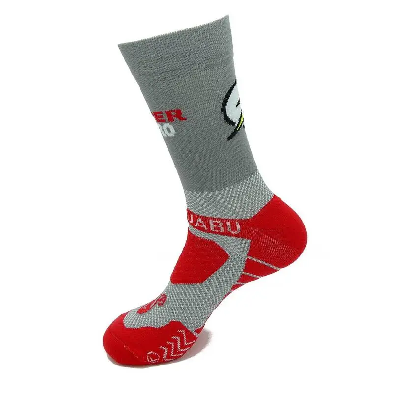 CALCETINES DE RUNNING #SUPERHERO Unisex - KAMUABU Color GRIS 23cm De Caña - Imagen 2