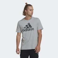 ADIDAS Camiseta Essentials Camo Print