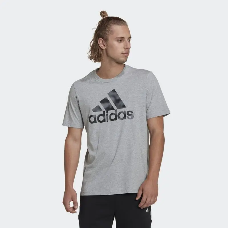 ADIDAS Camiseta Essentials Camo Print