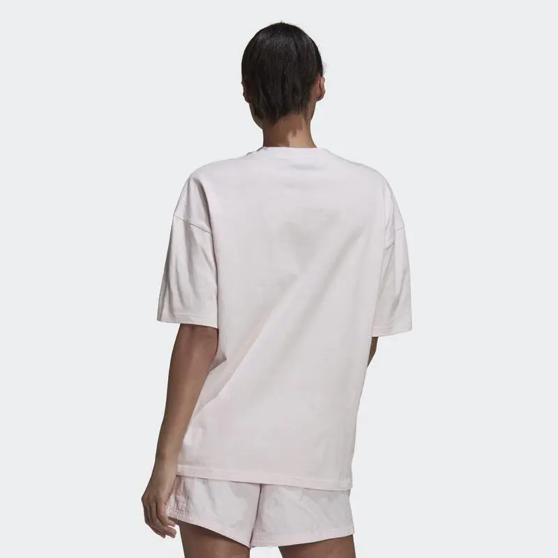 Camiseta Essentials Repeat Adidas Logo Oversized - Imagen 4