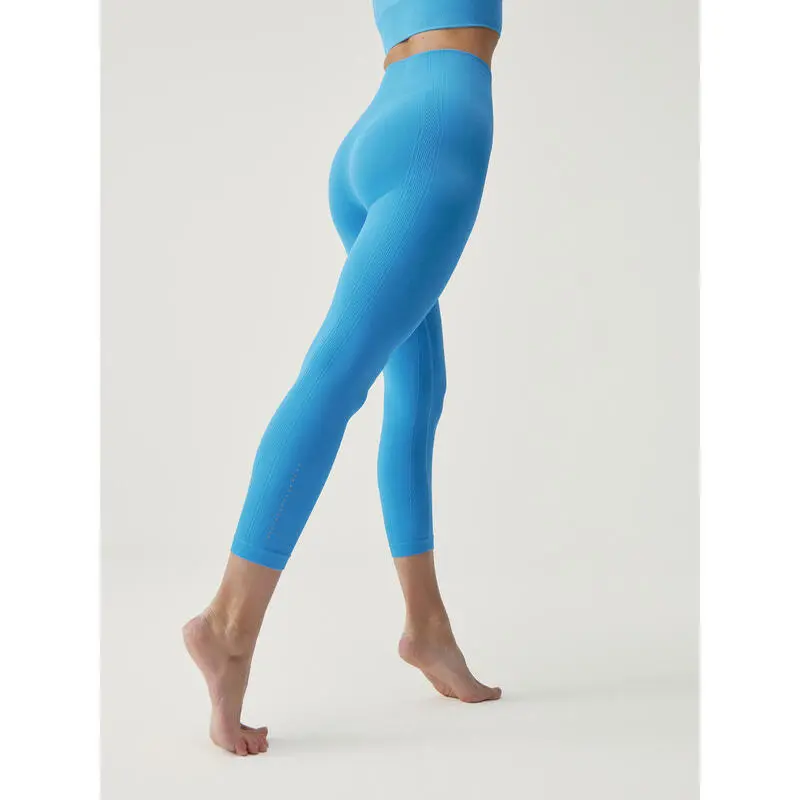 Born Living Yoga Legging De Mujer En Tejido Seamless Con Largo Capri - Imagen 2