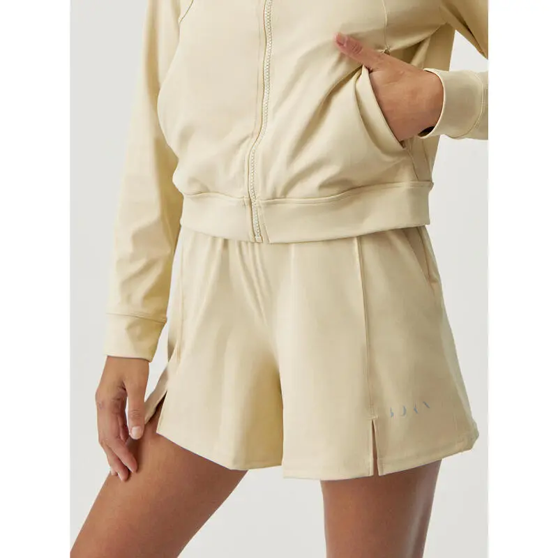 Born Living Yoga Shorts Deportivos De Mujer En Tejido Performance