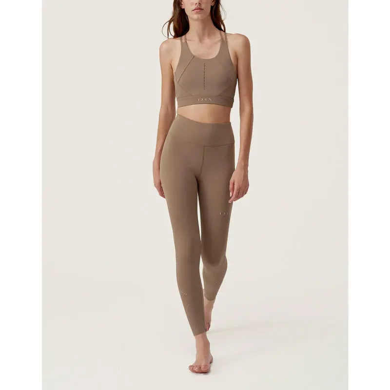 Top De Mujer Saril Born Living Yoga - Imagen 3