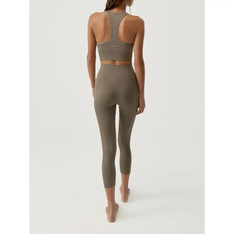 Born Living Yoga Top Deportivo De Mujer En Tejido Seamless De Sujecci贸n Media - Imagen 4