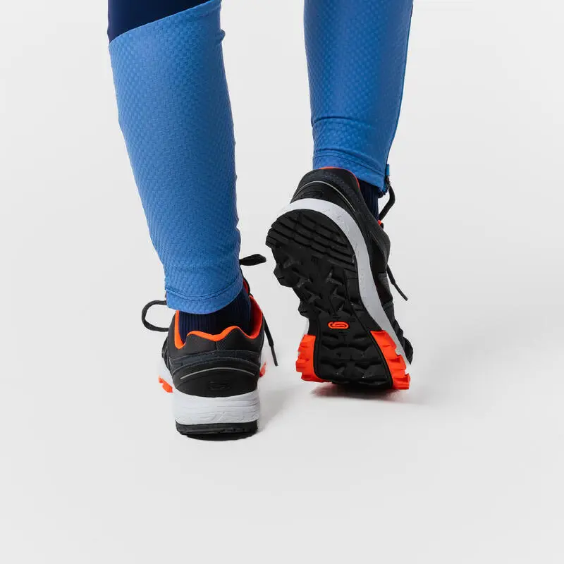 Zapatillas Running Y Atletismo Niños Kiprun Grip Gris - Imagen 4